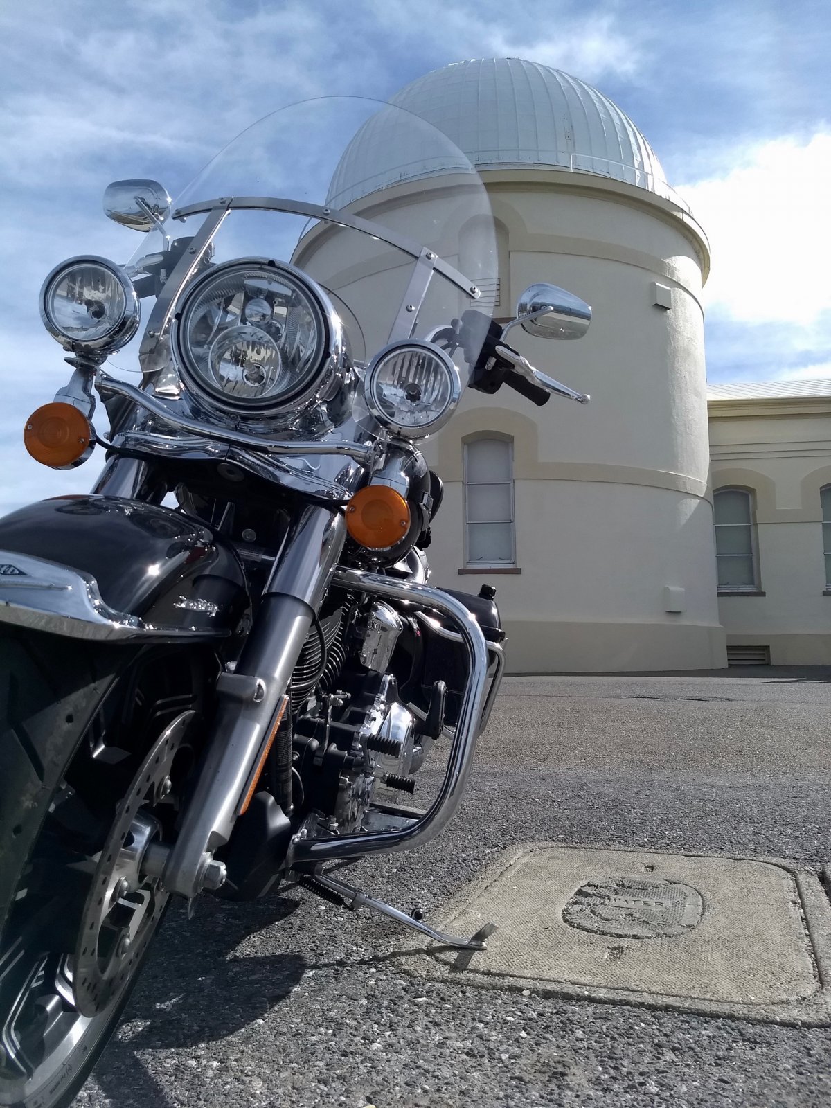 San Fran Harley RoadKing - Lick Observatory.jpg