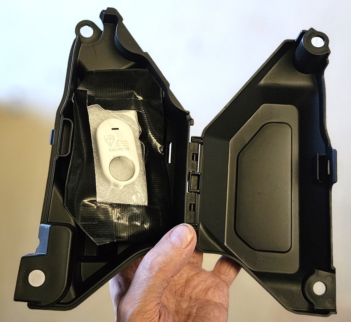 SmartTag 2 motorcycle.jpg