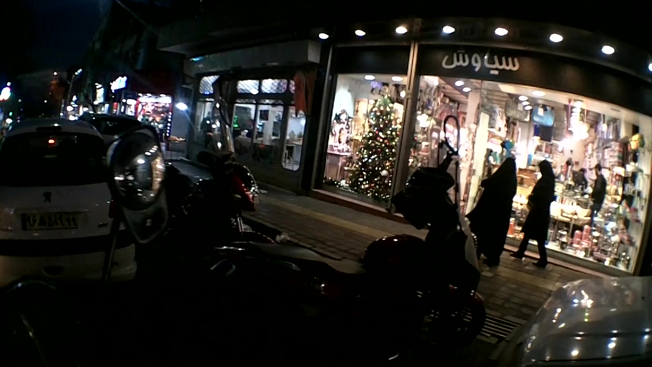 vlcsnap-2018-12-25-19h10m22s870.jpg